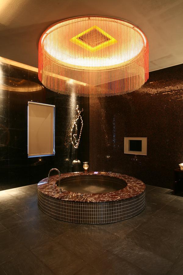 Chateau Boutique Motel Taichung Bagian luar foto