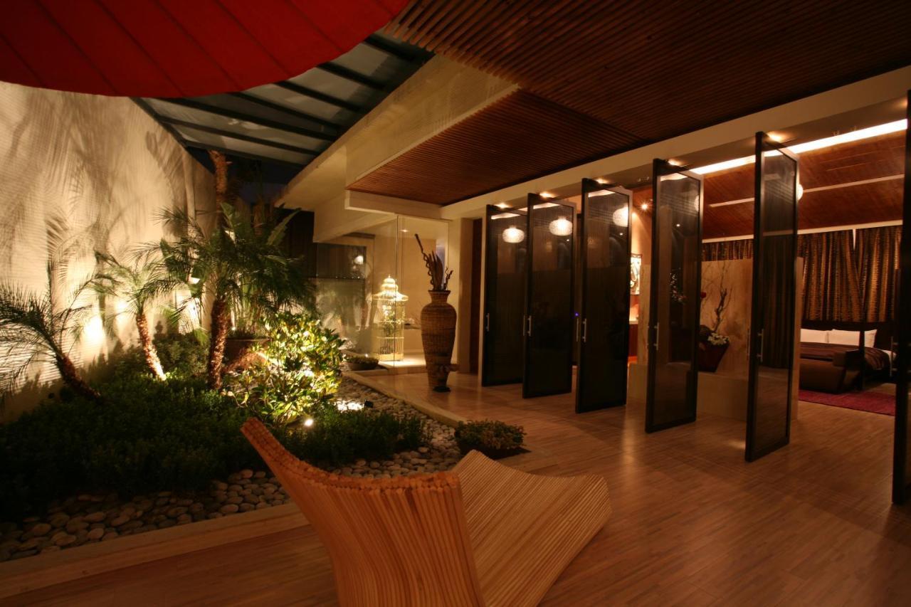 Chateau Boutique Motel Taichung Bagian luar foto